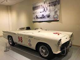 1957 Battlebird Exhibicion Del International Thunderbird Club Itc En El Aaca Museum Inc Old Cars Weekly Thunderbird Tucker Automobile Car Museum