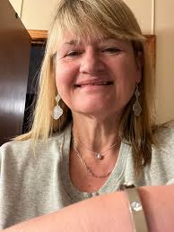 I'm loving my jewelry today! Thank you Dana McDaniel Docherty for the  awesome gifts! They go perfect with my Jewel bracelet!