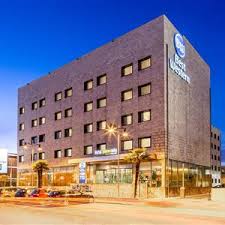 Modern and recently renovated, with welcoming rooms and equipped with all the comforts to make your stay. Hotel In Como Book A Best Western Hotel In Como