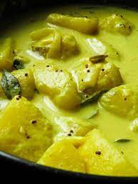 Potato Curry Cooked In Coconut Milk Recipe Potato Curry Curry Recipes Recipes