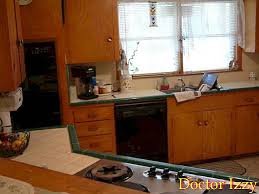 Dengan sedikit kreatifitas, dijamin dapur anda bisa tetap terlihat bagus dan nyaman. Cara Menghias Dapur Kecil