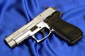 Bay silah 97.991 views6 months ago. Sig Sauer Tabanca Modelleri Ve Fiyatlari Silah Fiyatlari Fiyati