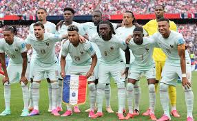 In which city and stadium are France vs Sweden playing today? Weather, attendance for WC game