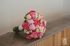 Wedding bouquet wraps by nawal el. How To Choose Your Bridal Bouquet Mgda Eventi Your Dreamshaper