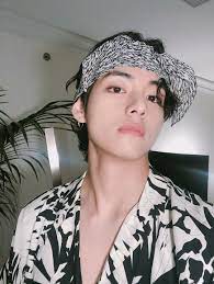 Taehyung Weibo Update 1 30 2020 Kim Taehyung Taehyung Selca Bts Taehyung