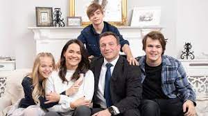 Check spelling or type a new query. Csaladvarazs Iii Evad 19 Resz Novak Katalin Es Csaladja Youtube