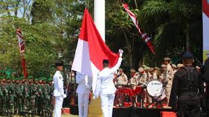 Pemimpin upacara memasuki lapangan upacara the comander of ceremony comes into ceremony yard 2. Daftar Ucapan Selamat Hut Ke 75 Ri 17 Agustus 2020 Berbahasa Inggris Di Hari Kemerdekaan Indonesia Banjarmasin Post