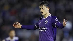 Enes ünal signs deal with spanish football club getafe. Official Getafe Announces The Signing Of Enes Unal Junipersports