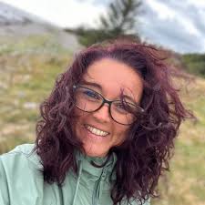 What are some tips for playing Hay Day effectively?