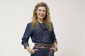 The smione card is a modern alternative to traditional banking. Simone Sommerland Was Gerade Abgeht Ist Zutiefst Traurig Brigitte De