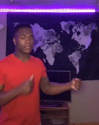 Incorporating a lost loved one in family pictures tiktok. This Tiktok Challenge Is Making People Cry After Seeing People Recreate Pics With Their Late Loved Ones 20 Pics Bored Panda