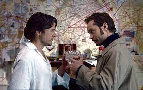 Game of shadows, irene adler is still alive. Robert Downey Jr Is A Master Of Disguise In Sherlock Holmes A Game Of Shadows The San Francisco Examiner