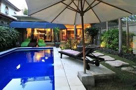 Reddoorz @ patimura legian 2 is a designer venue, located in downtown kuta district, 800 metres from legian beach. Top Hotels In Legian City Centre Legian Indonesia Hotels Com