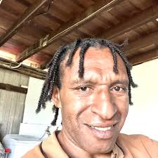 SIRAJ LEOPARD..home boyz aringa gichara.who know me? right now at  bweyale....your tribe is your tribe don't reject.