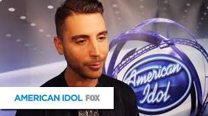 Adriel Herrera flirts with Paula Abdul and sings I'll Be by Edwin McCain