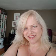 Eva Bouchard (@carrotgirl13)