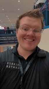 Hi! My name is Parker, I'm looking for a roommate to live with and sign a  lease October 1st! Or even the first week of October. My original rooming  plan failed so