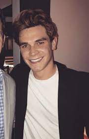 His character is based on the archie comics hit series riverdale. Image Result For Kj Apa Age Celebrities Pretty People Actors