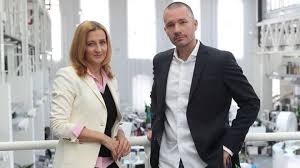 Chceme se dál zlepšovat a k tomu potřebujeme vás. Dva Tydny Webove Televize Tvare Dvtv Odpovidaly Ctenarum Aktualne Cz
