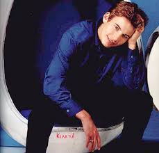 Jonathan taylor thomas (né weiss; Jonathan Taylor Thomas Bio Affair Single Net Worth Ethnicity Salary Age Nationality Height Actor Dircetor