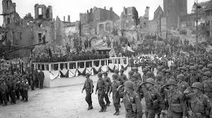 Weltkrieg gekämpft hatten, den ve day oder victory in europe day. Marz Mai 45 In Bildern Acht Wochen Weltuntergang In Bayern 1 Br24