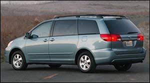 The toyota sienna was redesigned for the 2004 model year. 2004 Toyota Sienna Specifications Car Specs Auto123