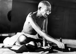 Biography of Mohandas Gandhi, Indian ...