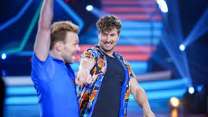 Im interview mit gala spricht er über mut, verführung und sein. Nicolas Puschmann Beruf Instagram Grosse Let S Dance Kandidat Im Portrat Sudwest Presse Online