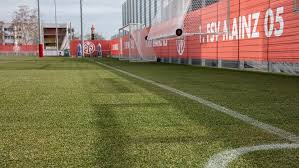 Die fußballprofis des fc augsburg kehrten am montag ins mannschaftstraining zurück. 1 Fsv Mainz 05 Heiler Sports Ground Construction