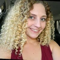 Lori Weakley's Instagram, Twitter & Facebook