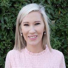 Courtney Kaiser's Instagram, Twitter & Facebook