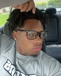 Hii!! I'm Robyn and I'll be attending USM in the fall of 2025. I'm looking  for a roommate. I love Russian music, science, fantasy, creepypasta (my  favorite is Ticci Toby) and ANYTHING