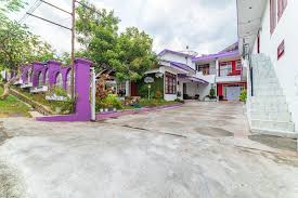 (controlar) to keep in check;keep under control. Reddoorz Syariah Near Balai Kota Batu Malang Updated 2021 Prices