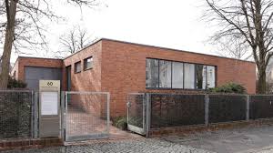 Filemies van der rohe haus berlin 2jpg wikimedia commons. Mies Van Der Rohe Haus Papageien Taucher