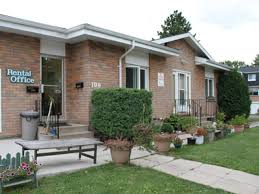 Refine your search by using the filter at the top of the page to view 1, 2 or 3+ bedroom townhomes, as well as cheap townhomes, pet friendly townhomes, townhomes with utilities included and more. Welland Ontario 3 Bedrooms Townhouse For Rent Ad Id Smi 413796 Rentboard Ca