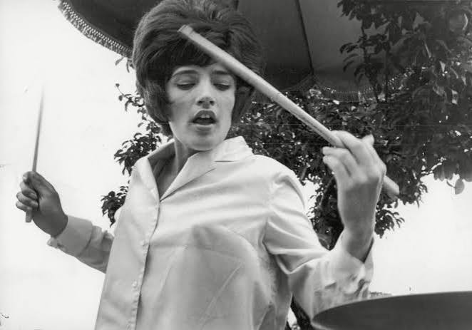Honey Lantree, 75, Rarity as a Female '60s Rock Drummer, Is Dead - The New York Times