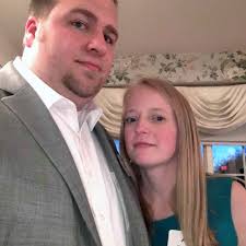 4 Sisters and Their Husbands Among Dead in Limo Crash