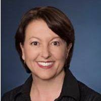 Carolyn Nicol's Instagram, Twitter & Facebook