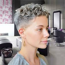 kendra Betts (bettskendra)