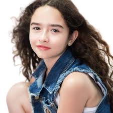 Foto de una mujer Otavaleña ... (Ecuador)