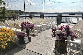 12 Of Massachusetts Best Waterfront Wedding Venues See Prices Waterfront Wedding Venue Massachusetts Wedding Venues Lake Wedding Venues