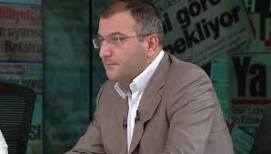 Twitter hesabından bir açıklama yapan küçük, güngören'de bana ait olan ama kardeşimin ikamet ettiği ev 1 saat önce kurşunlandı. Cem Kucuk Kilicdaroglu Magduriyet Olusturmak Istiyor Politika Video Galeri Star