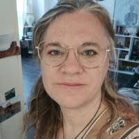 50+ "Nicole Robin" profiles