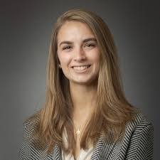 Paula Beecher's Instagram, Twitter & Facebook