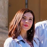 200+ "Elena Munteanu" profiles