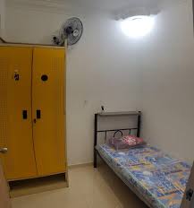 Rumah lelaki lain, rumah perempuan lain. Bilik Sewa Medium Sharing Murah Mentari Court Property Rentals On Carousell