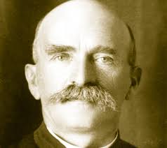 VIP-at, LEKE ME UNIVERSITETET JA GJITHE ZYRTARET E PUNESUAR