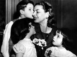 Maybe you would like to learn more about one of these? Ingrid Bergman S Daughters Remember Their Mom 38 Years After She Passed Away