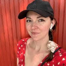 Wade Vierheller's Instagram, Twitter & Facebook