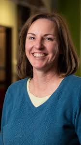 Amy Hollinger's Instagram, Twitter & Facebook